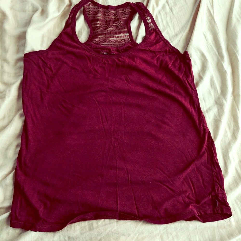 Maroon tank
